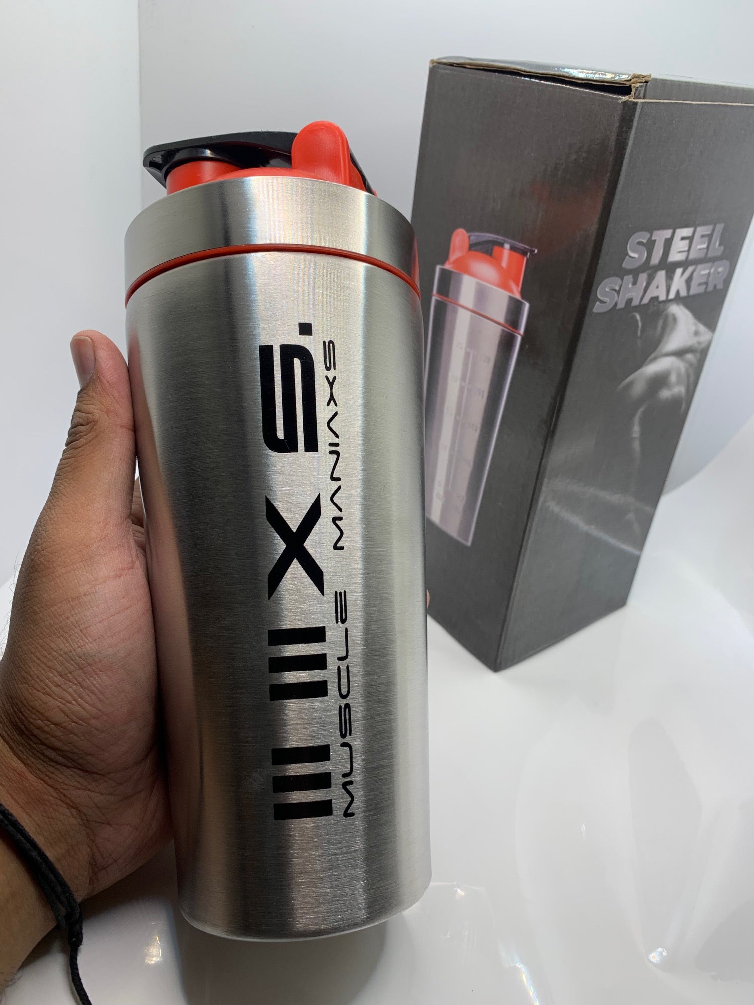 RED TOP SILVER HARD STEEL SHAKER